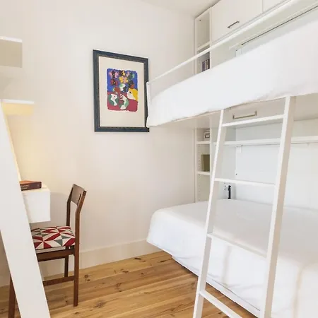 Bica 2 Bedroom With Ac And Ultra Fast Internet * Lisboa